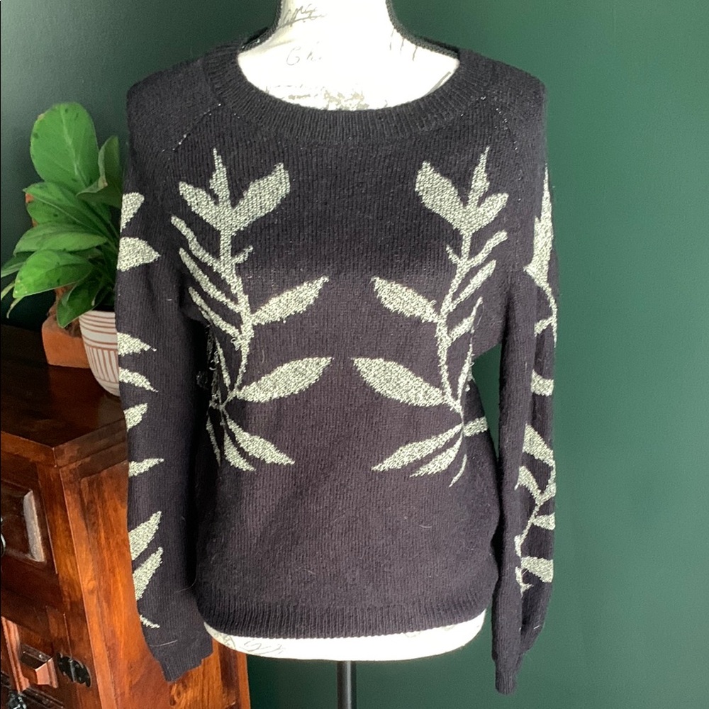 Lucky Brand black fern print sweater